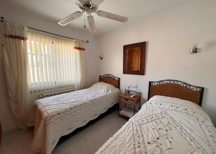 Villa Palmito By Aldertons *