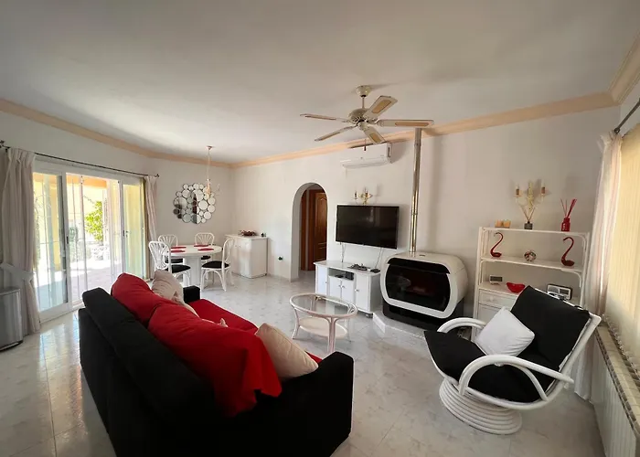 Villa Palmito By Aldertons Alcalalí